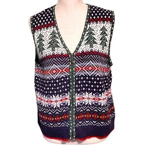 VINTAGE | Women's multi-color fair-isle Christmas print woven-knit sweater vest.